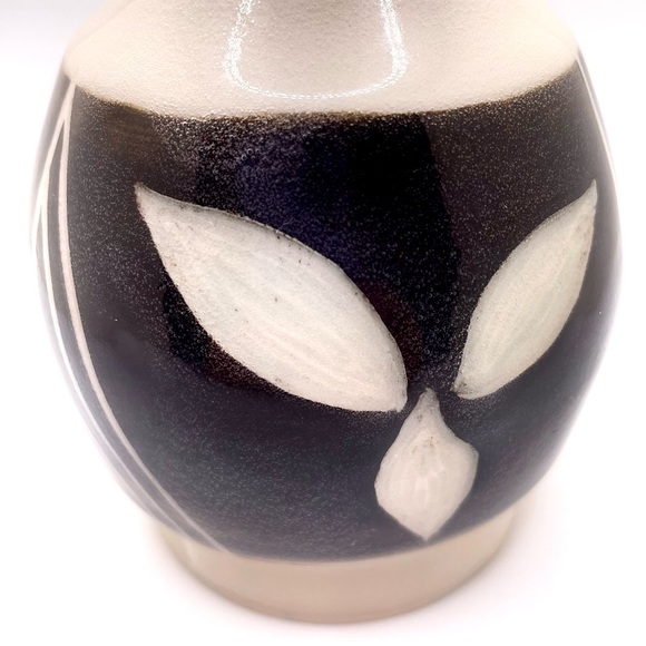 Brown and Cream Leaf and Stem Stoneware Bud Vase - Picture 3 of 8